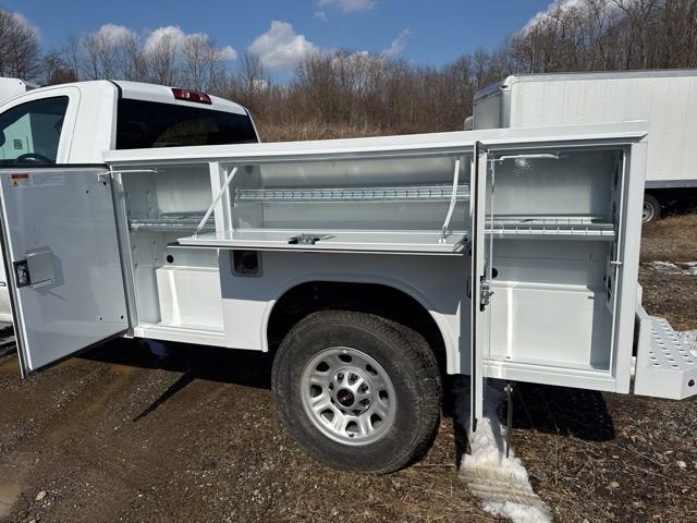 2025 GMC Sierra 3500 HD Pro