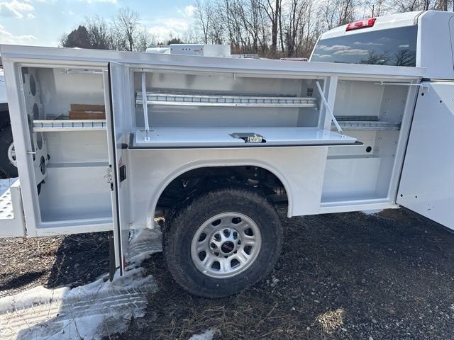 2025 GMC Sierra 3500 HD Pro