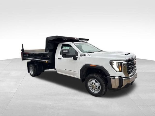 2026 GMC Sierra 3500 HD Chassis Cab Pro