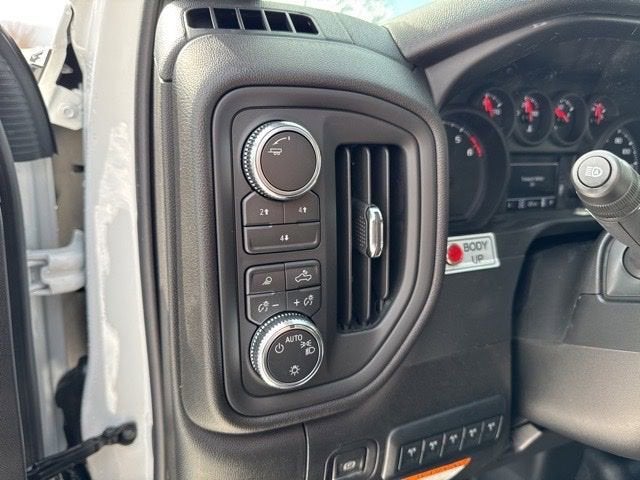 2026 GMC Sierra 3500 HD Chassis Cab Pro