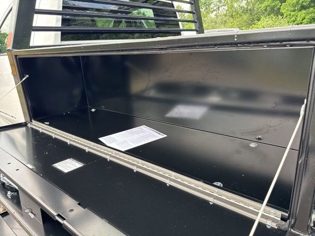 2025 GMC Sierra 3500 HD Chassis Cab Pro