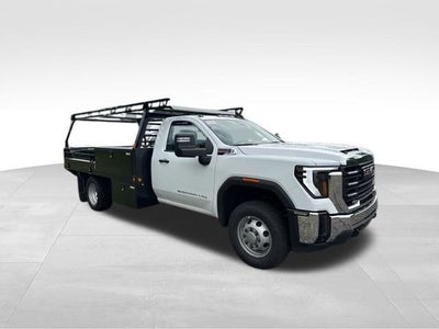 2025 GMC Sierra 3500 HD Chassis Cab Pro