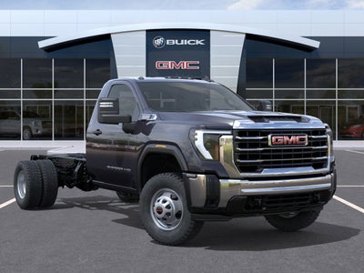 2025 GMC Sierra 3500 HD Chassis Cab Pro