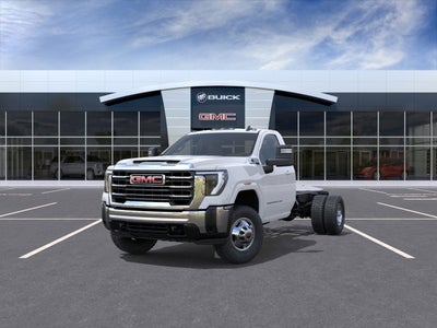 2026 GMC Sierra 3500 HD Chassis Cab SLE