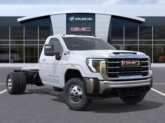 2026 GMC Sierra 3500 HD Chassis Cab SLE