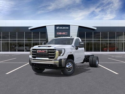 2026 GMC Sierra 3500 HD Chassis Cab SLE