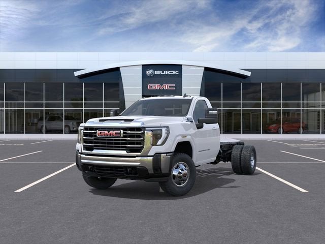 2026 GMC Sierra 3500 HD Chassis Cab SLE