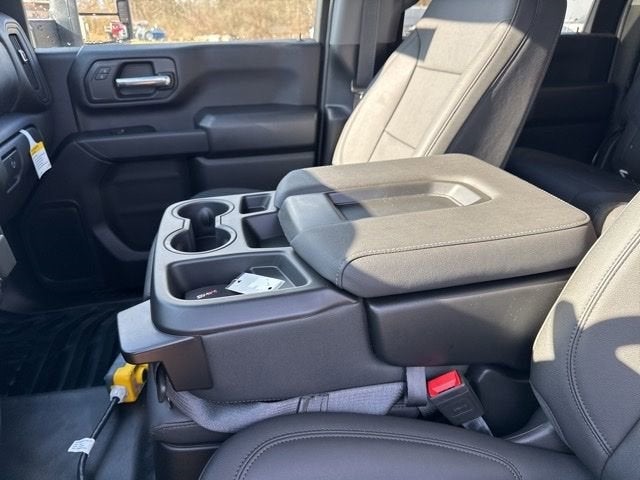 2024 GMC Sierra 3500 HD Pro