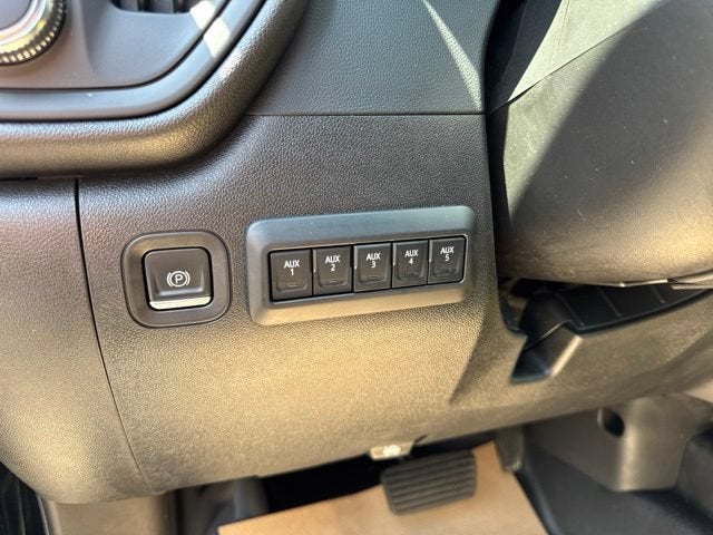 2022 GMC Sierra 3500 HD Chassis Cab Pro