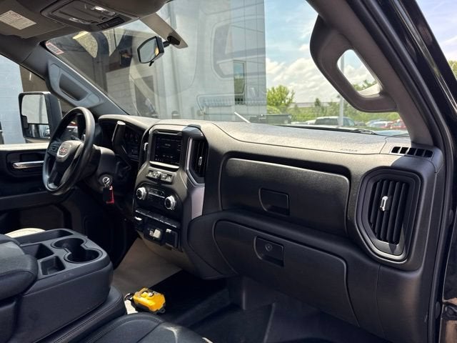 2022 GMC Sierra 3500 HD Chassis Cab Pro