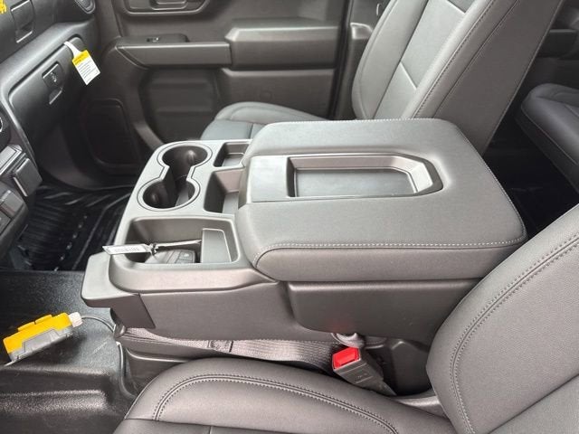 2025 GMC Sierra 3500 HD Chassis Cab Pro