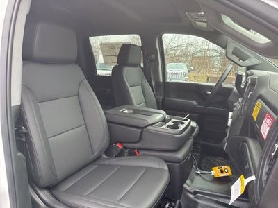 2025 GMC Sierra 3500 HD Chassis Cab Pro