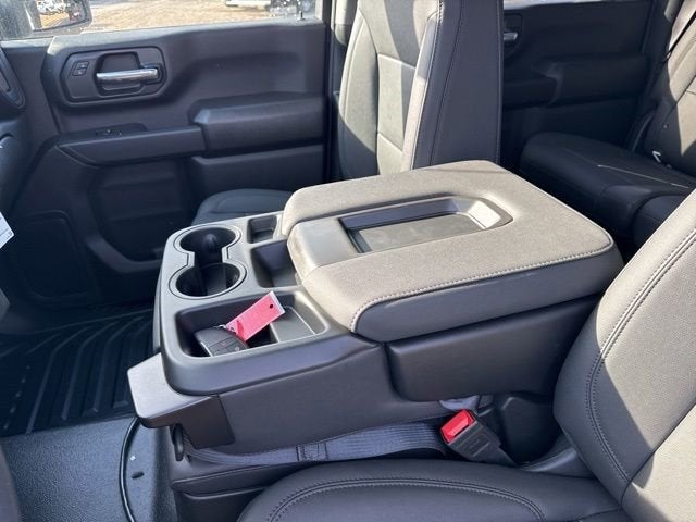 2025 GMC Sierra 3500 HD Chassis Cab Pro