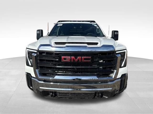 2025 GMC Sierra 3500 HD Chassis Cab Pro