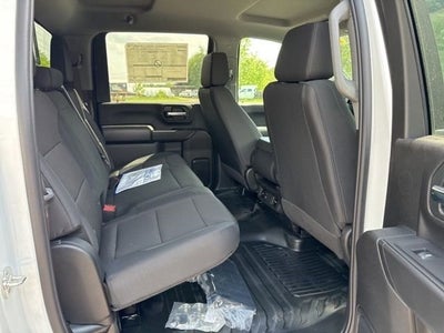 2025 GMC Sierra 3500 HD Chassis Cab Pro