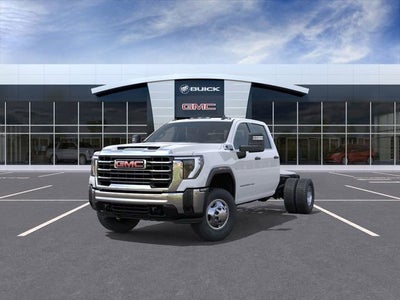 2026 GMC Sierra 3500 HD Chassis Cab Pro