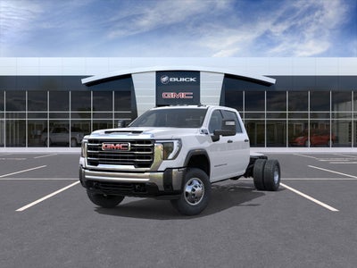 2026 GMC Sierra 3500 HD Chassis Cab Pro