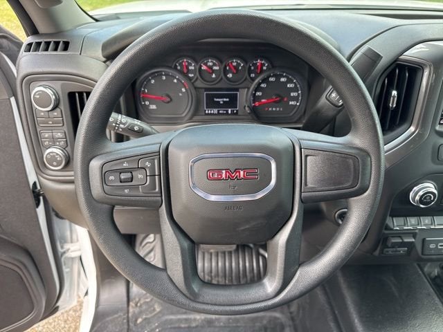 2025 GMC Sierra 3500 HD Chassis Cab Pro