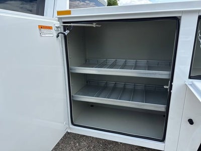 2025 GMC Sierra 3500 HD Chassis Cab Pro