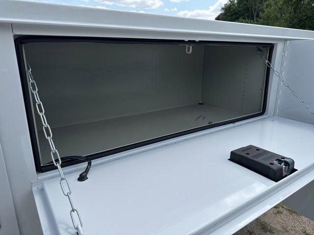 2025 GMC Sierra 3500 HD Chassis Cab Pro