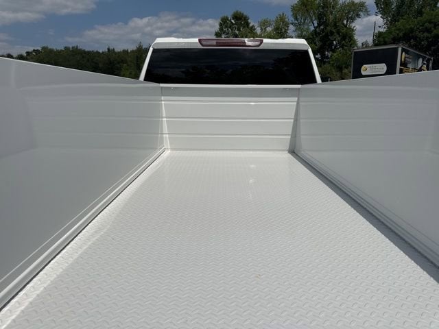 2025 GMC Sierra 3500 HD Chassis Cab Pro