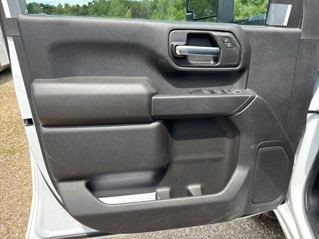 2025 GMC Sierra 3500 HD Chassis Cab Pro