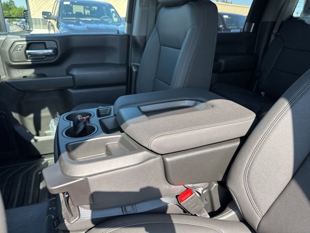 2025 GMC Sierra 3500 HD Chassis Cab Pro