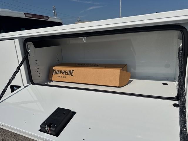 2025 GMC Sierra 3500 HD Chassis Cab Pro