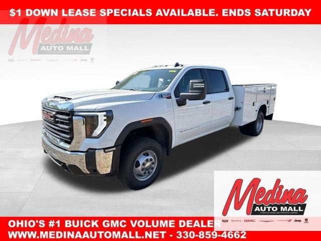 2025 GMC Sierra 3500 HD Chassis Cab Pro