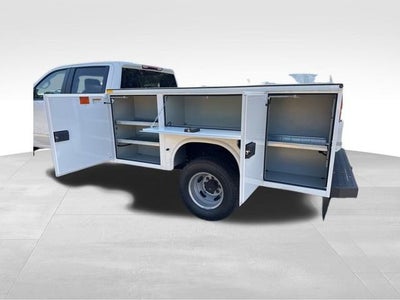 2025 GMC Sierra 3500 HD Chassis Cab Pro