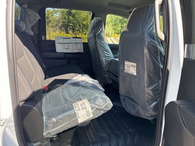 2025 GMC Sierra 3500 HD Chassis Cab Pro