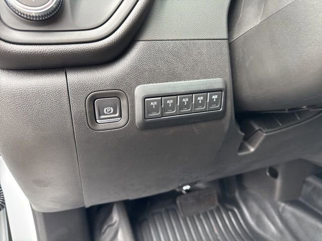 2025 GMC Sierra 3500 HD Chassis Cab Pro