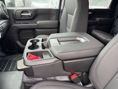 2025 GMC Sierra 3500 HD Chassis Cab Pro