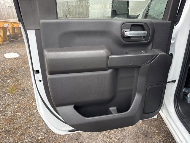 2025 GMC Sierra 3500 HD Chassis Cab Pro