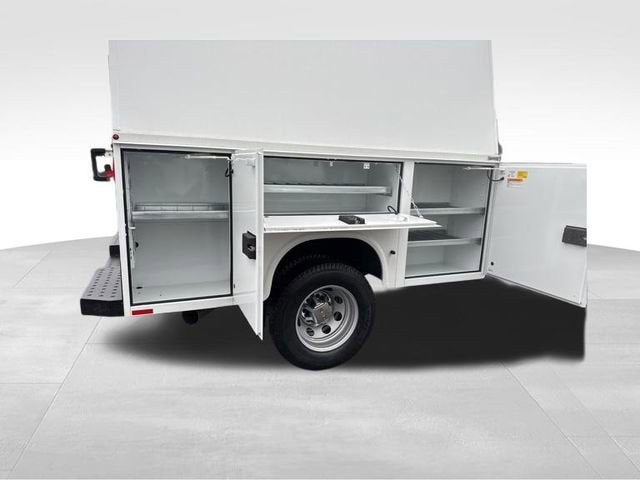 2025 GMC Sierra 3500 HD Chassis Cab Pro