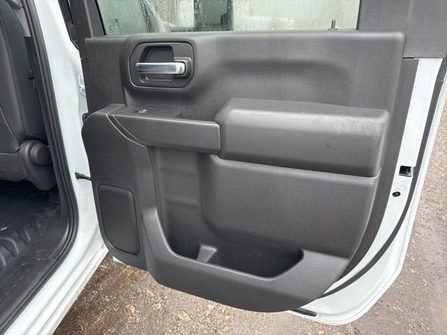 2025 GMC Sierra 3500 HD Chassis Cab Pro