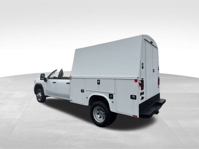 2025 GMC Sierra 3500 HD Chassis Cab Pro