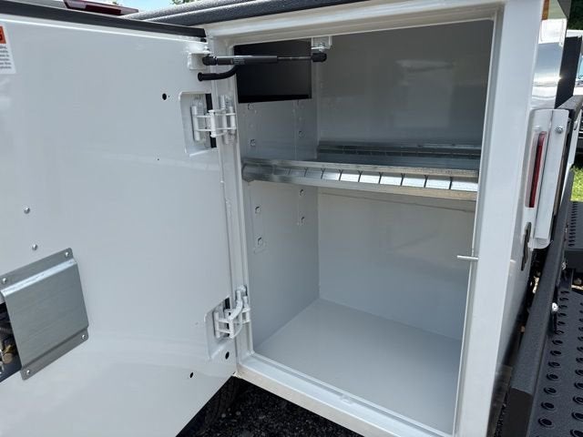 2025 GMC Sierra 3500 HD Chassis Cab Pro