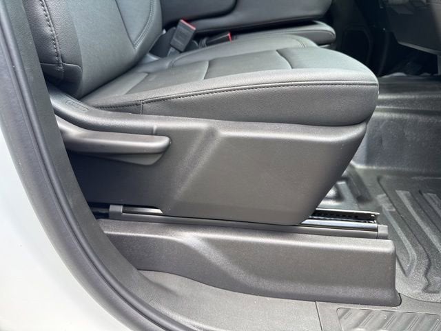 2025 GMC Sierra 3500 HD Chassis Cab Pro