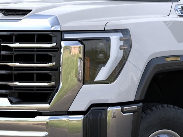 2026 GMC Sierra 3500 Chassis Cab Pro - Photo 11