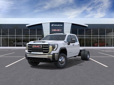 2026 GMC Sierra 3500 HD Chassis Cab Pro