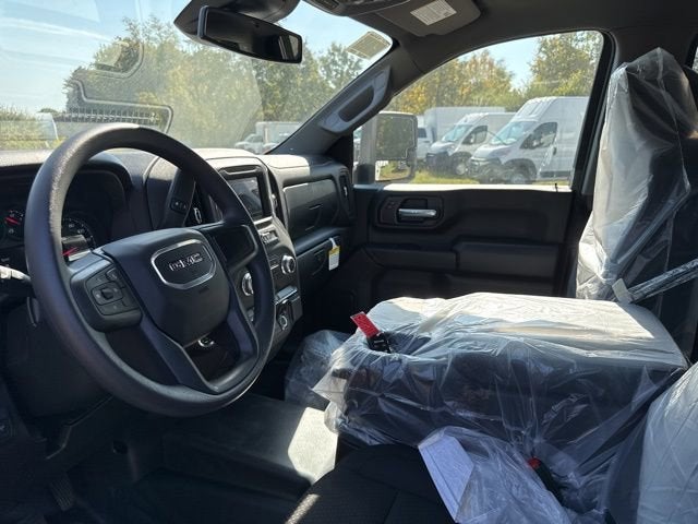 2025 GMC Sierra 2500 HD Pro