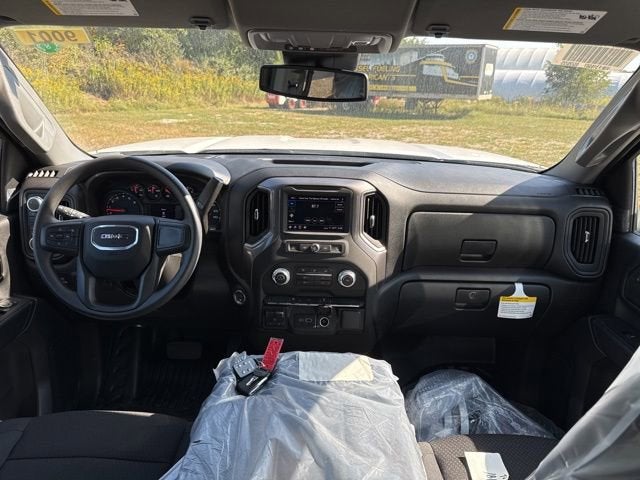 2025 GMC Sierra 2500 HD Pro