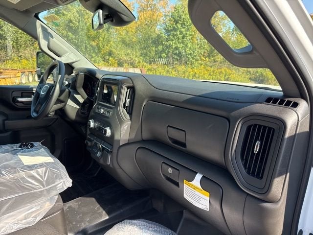 2025 GMC Sierra 2500 HD Pro