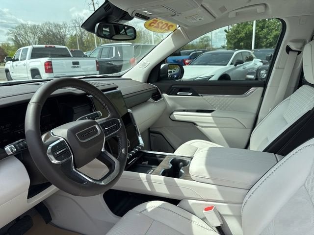 2025 GMC Acadia Denali