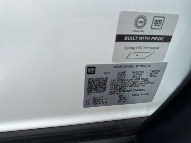 2023 GMC Acadia SLE
