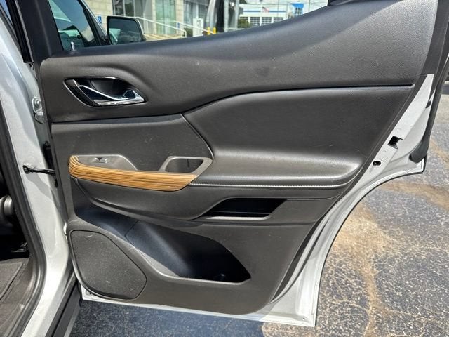 2019 GMC Acadia SLE