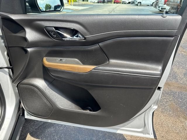 2019 GMC Acadia SLE