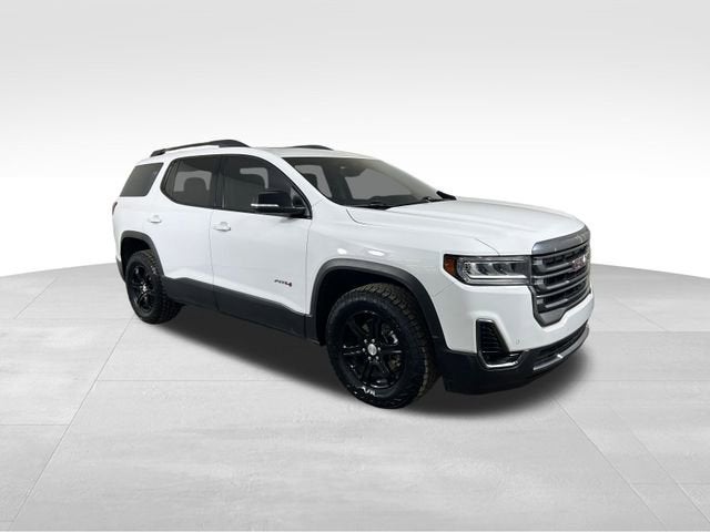 2022 GMC Acadia AT4