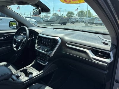 2023 GMC Acadia SLT
